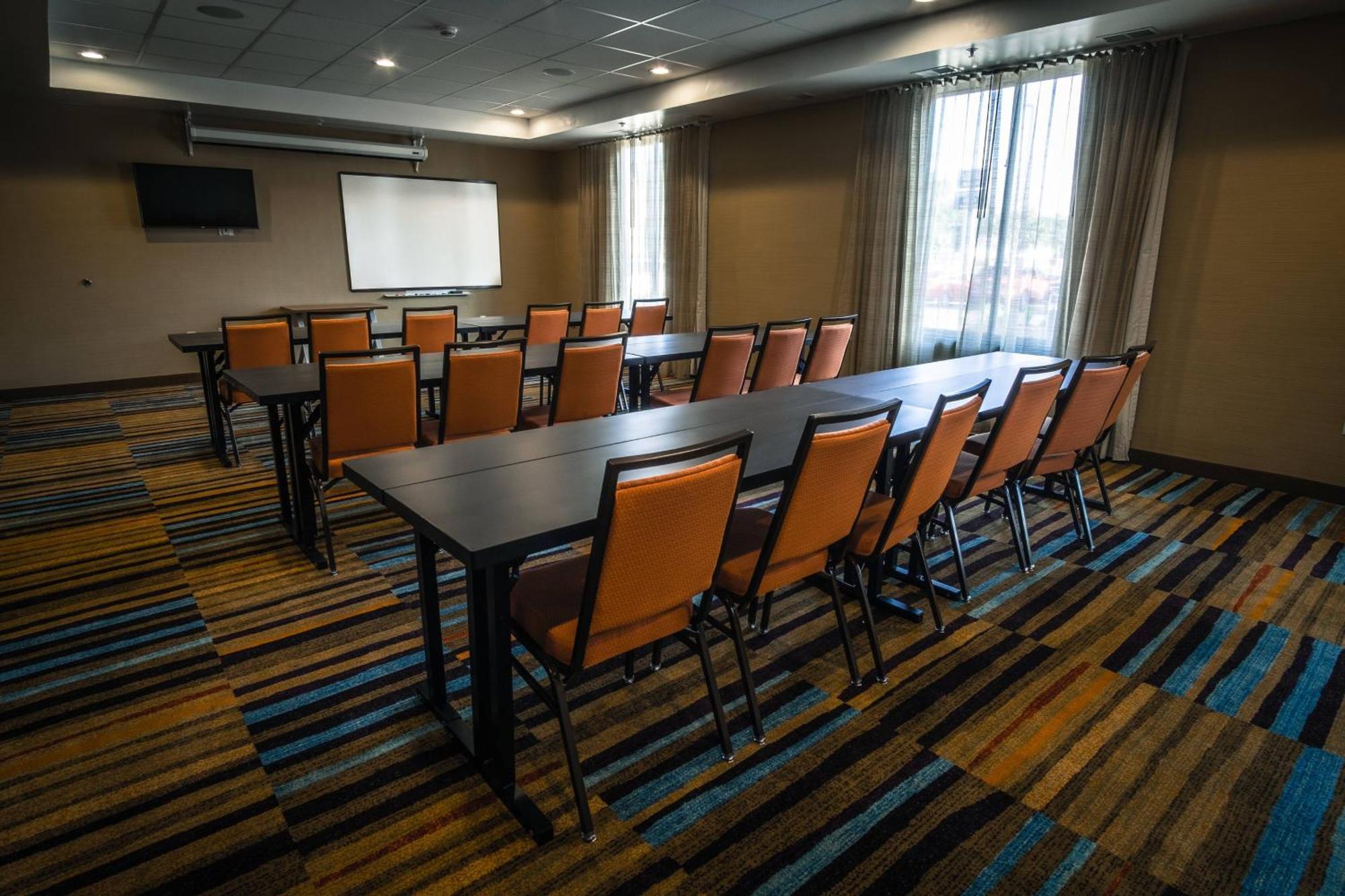 Fairfield Inn & Suites By Marriott Wisconsin Dells Lake Delton Extérieur photo